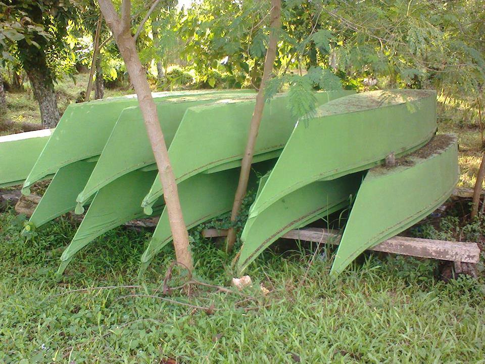 HUNDREDS OF UNUSED BANCA FOR YOLANDA VICTIMS DETERIORATING