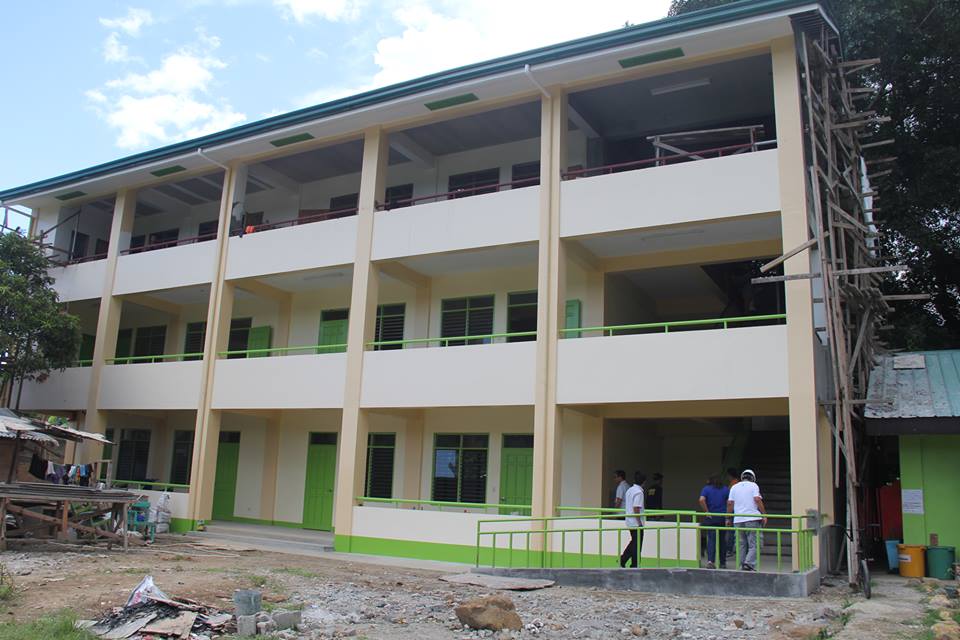 ONHS STUDENTS BENEFIT THE USE OF THREE-STOREY SCHOOL BUILDING