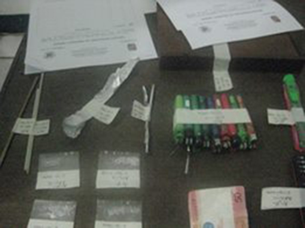 ANTI-ILLEGAL DRUGS TEAM OPNS BUSTED THREE SUSPECTED DRUG DEALERS