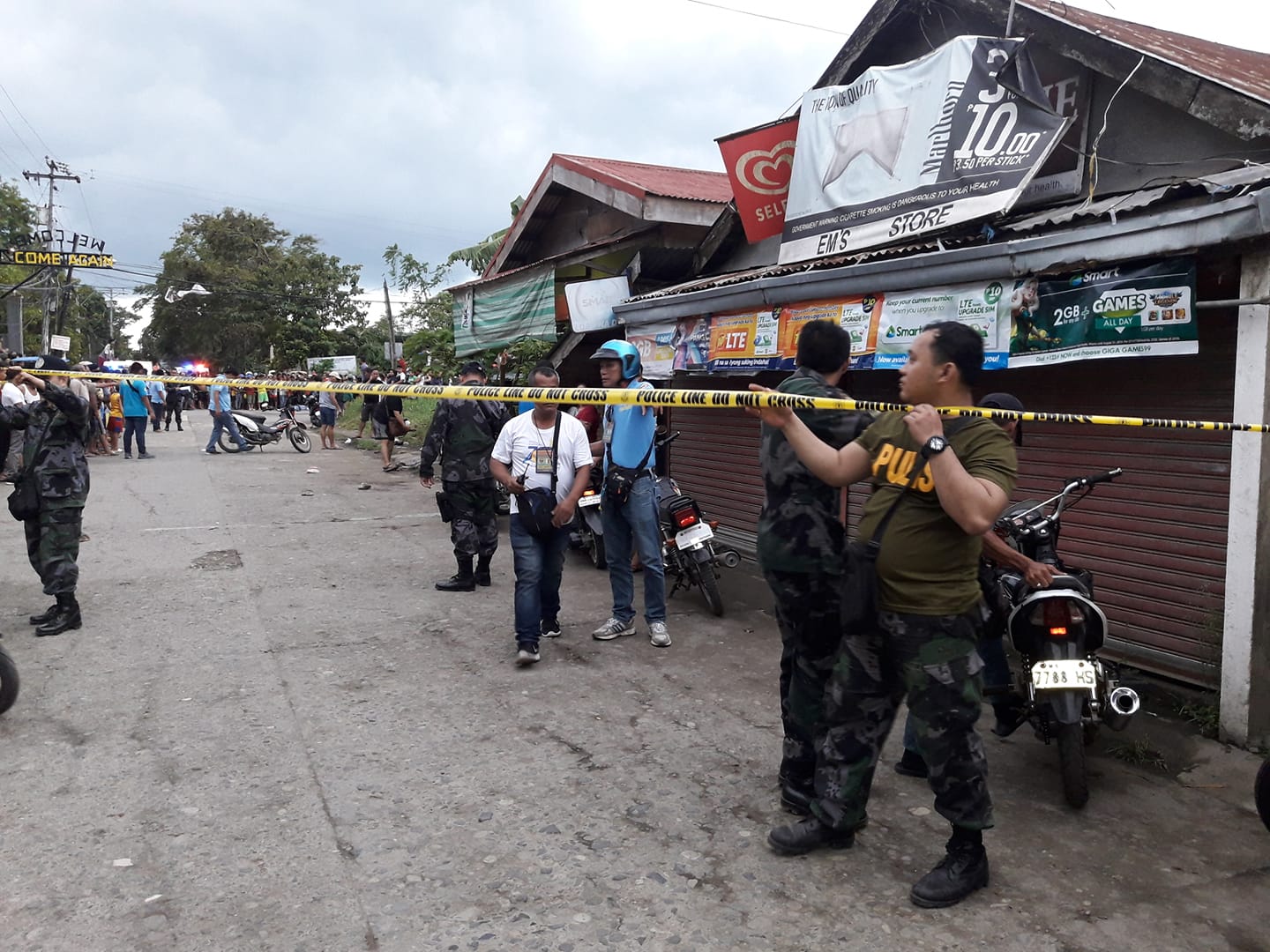 VILLAGE COUNCILOR DIES IN AMBUSH TURNED SHOOT-OUT; ONE ATTACKER KILLED, ANOTHER ONE WOUNDED