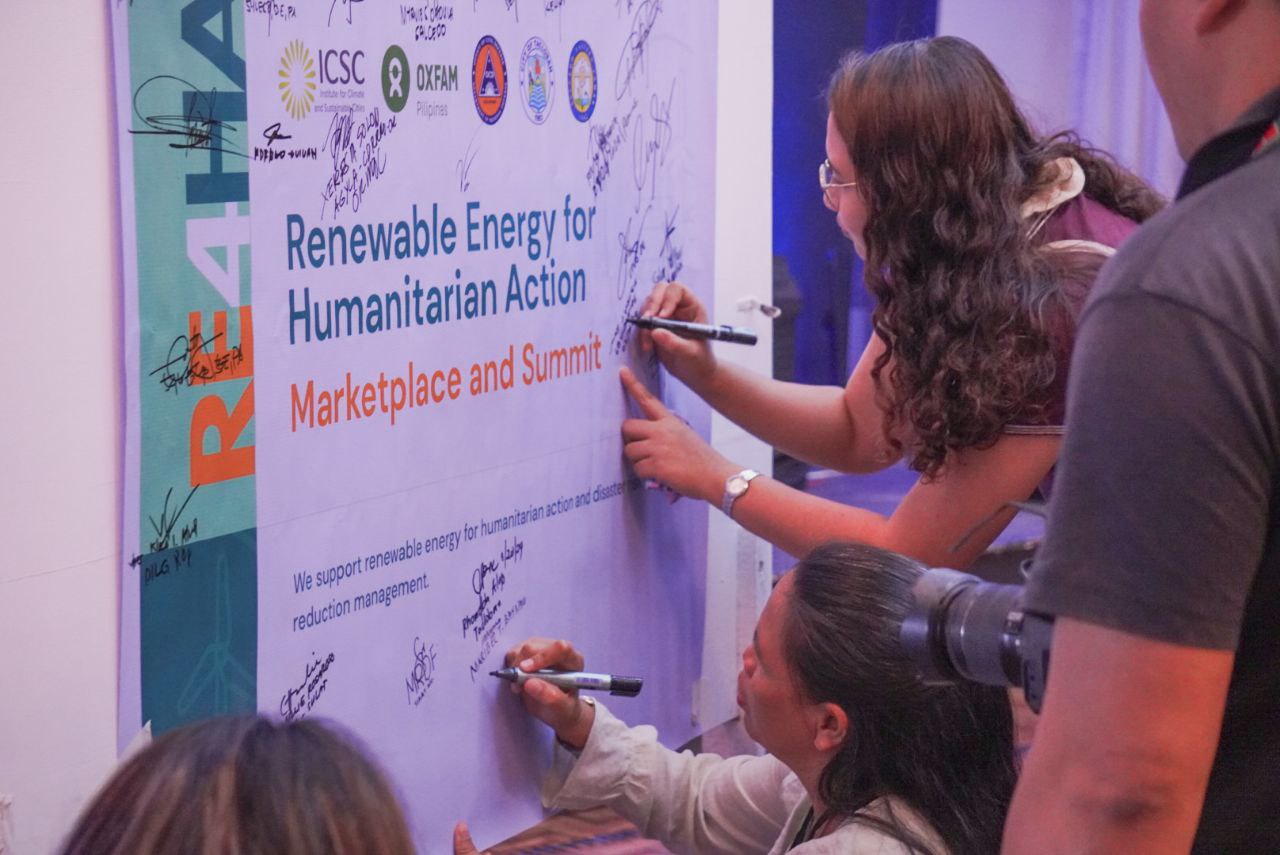 GROUP BATS FOR RENEWABLE ENERGY INCLUSION IN DISASTER RESPONSE