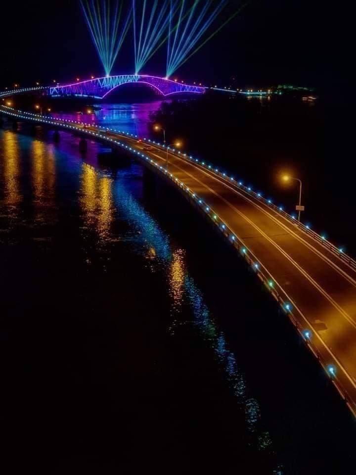 20-Minute Traffic Halt at San Juanico Bridge for Lights Switch-On