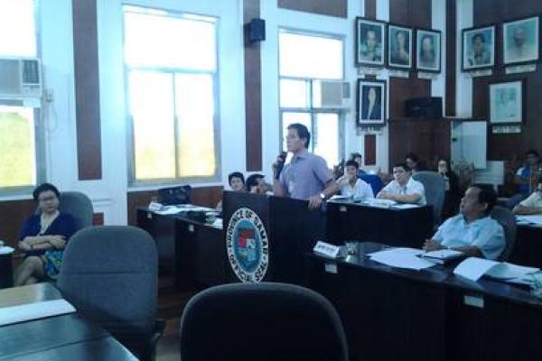 SP Allows Gov. Tan to Borrow Php 800 Million from LBP