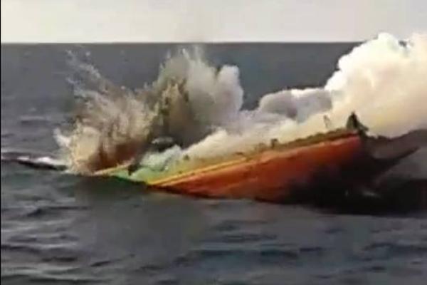 Cargo Vessel Submerged in Dawahon Island Bato Leyte;  28 rescued, 1missing